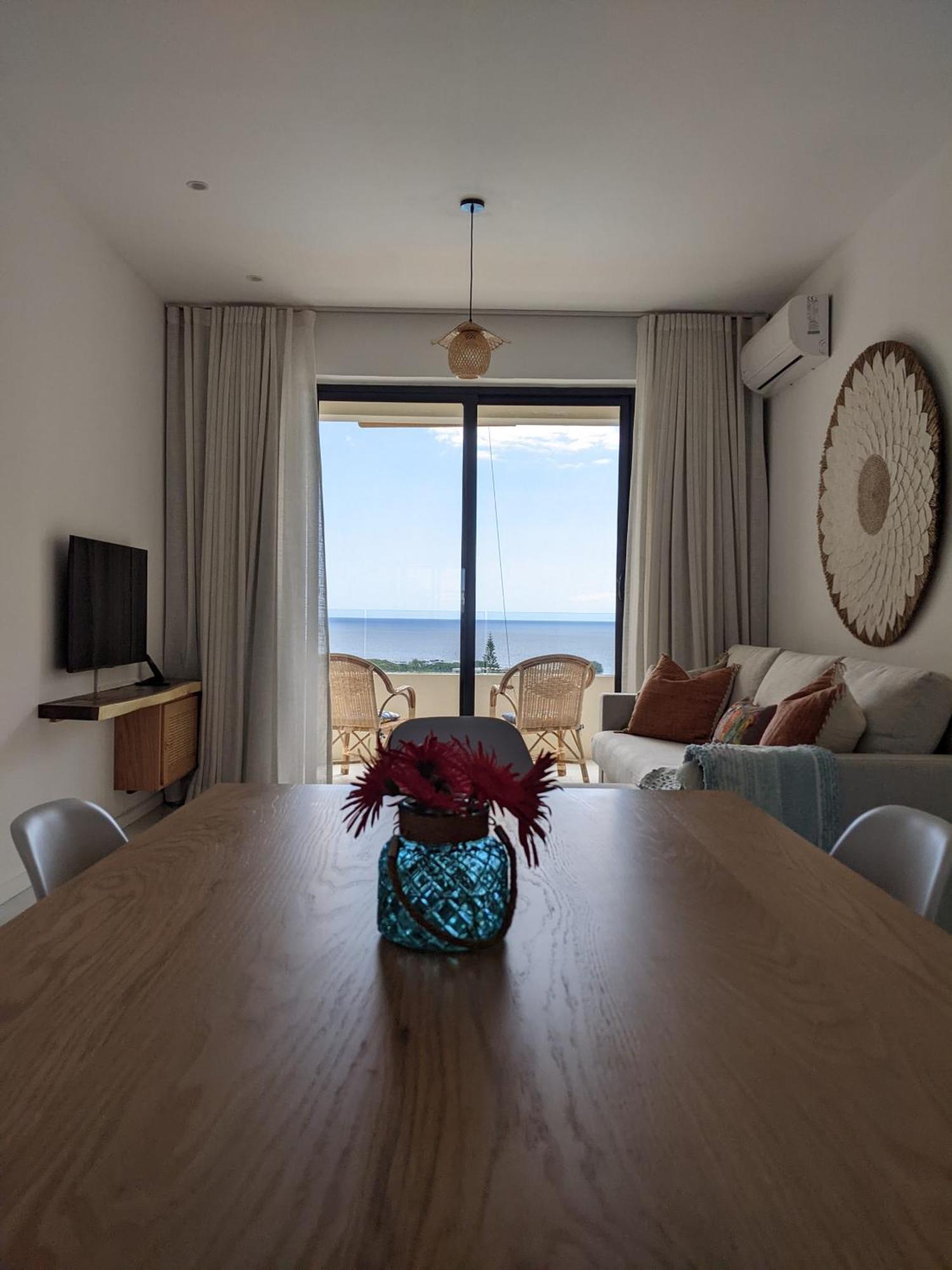 Seaview Serenity Apartment Flic en Flac Экстерьер фото